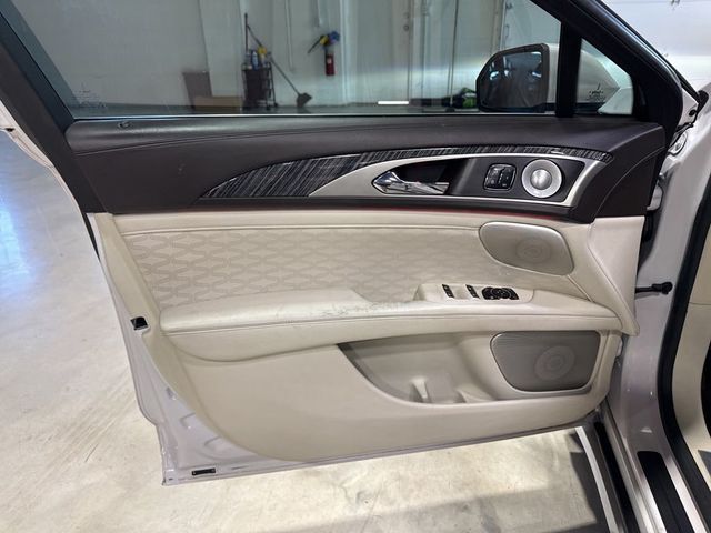 2017 Lincoln MKZ Black Label AWD - 23031565 - 28