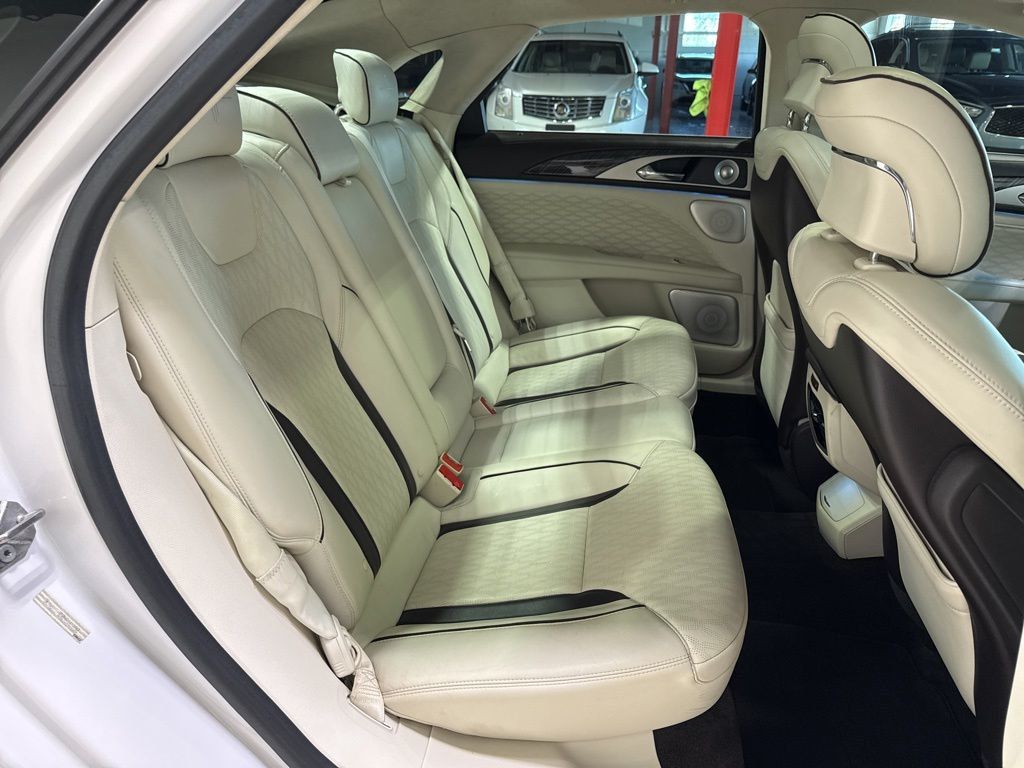 2017 Lincoln MKZ Black Label AWD - 23031565 - 38