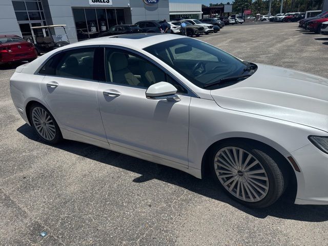 2017 Lincoln MKZ Hybrid Reserve FWD - 23030021 - 4