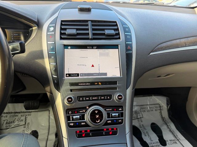 2017 Lincoln MKZ Hybrid Select FWD - 22986773 - 39