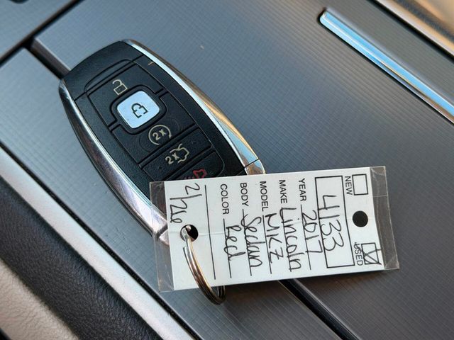 2017 Lincoln MKZ Hybrid Select FWD - 22986773 - 61