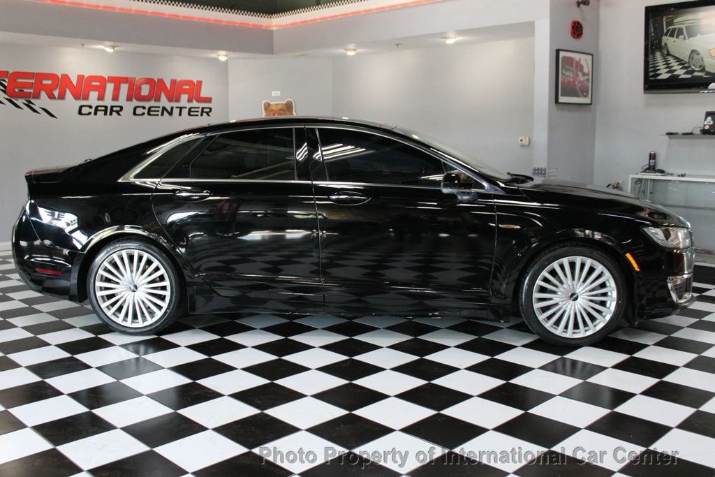 2017 Lincoln MKZ Reserve photo 3