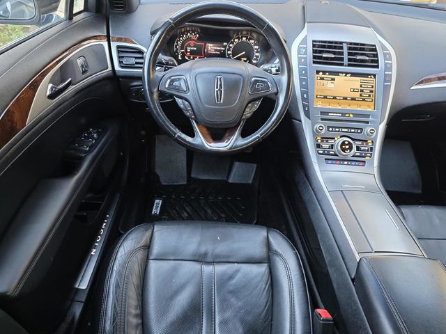 2017 Lincoln MKZ Reserve FWD - 22978201 - 10