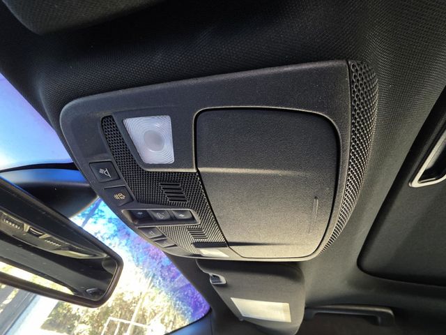 2017 Lincoln MKZ Reserve FWD - 22978201 - 29