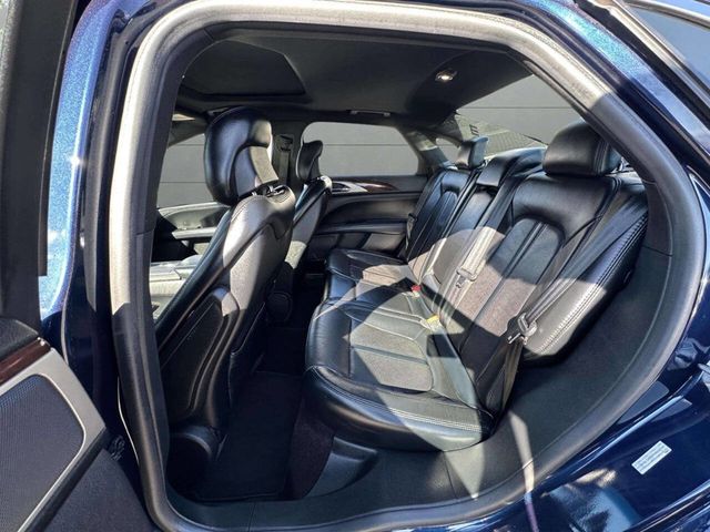 2017 Lincoln MKZ Reserve FWD - 22940960 - 16