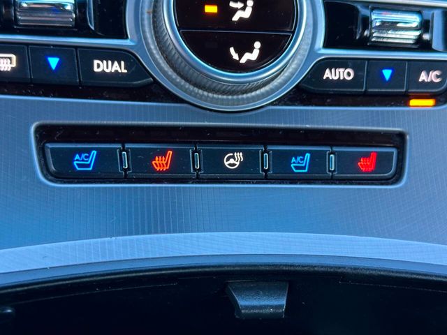 2017 Lincoln MKZ Reserve FWD - 22940960 - 49