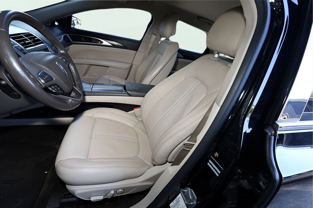 2017 Lincoln MKZ Select photo 10