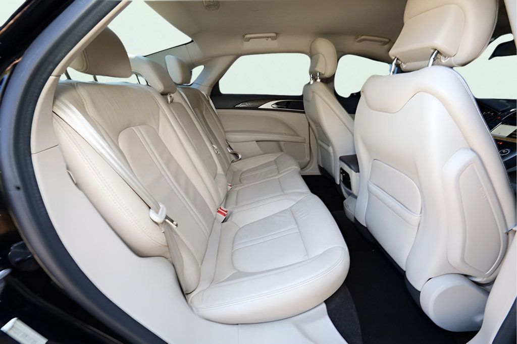 2017 Lincoln MKZ Select photo 14