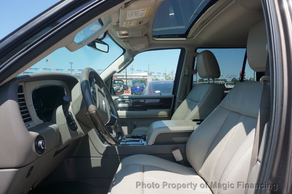 2017 Lincoln Navigator 4x2 Select - 22865310 - 9