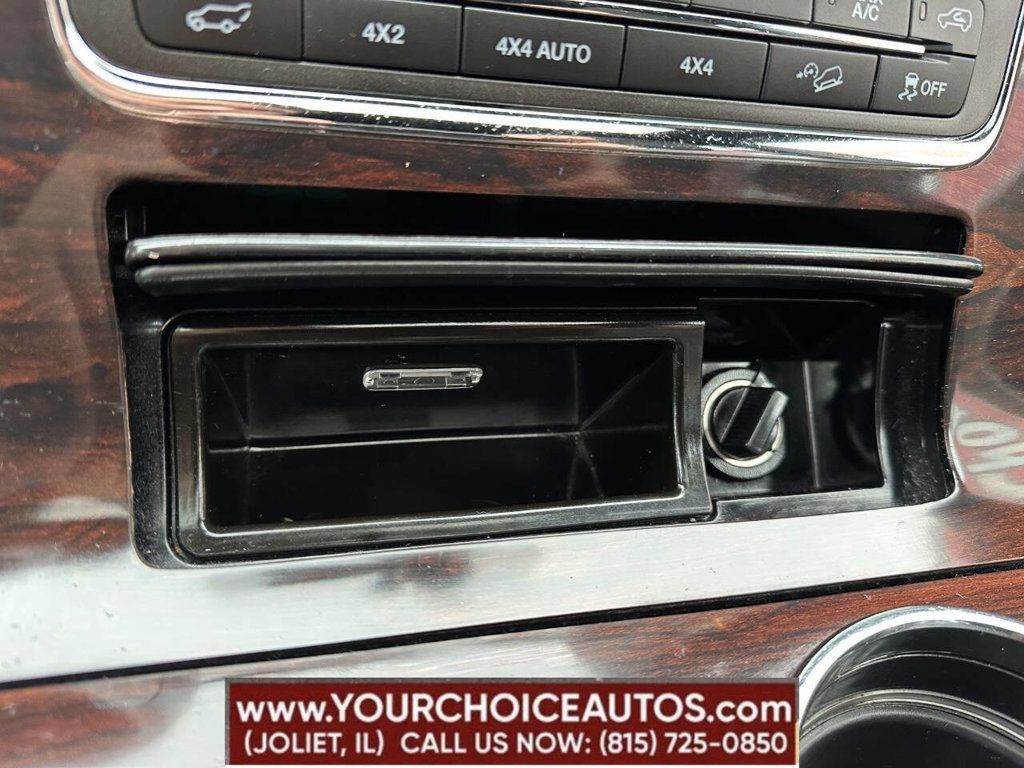 2017 Lincoln Navigator 4x4 Reserve - 22840314 - 48