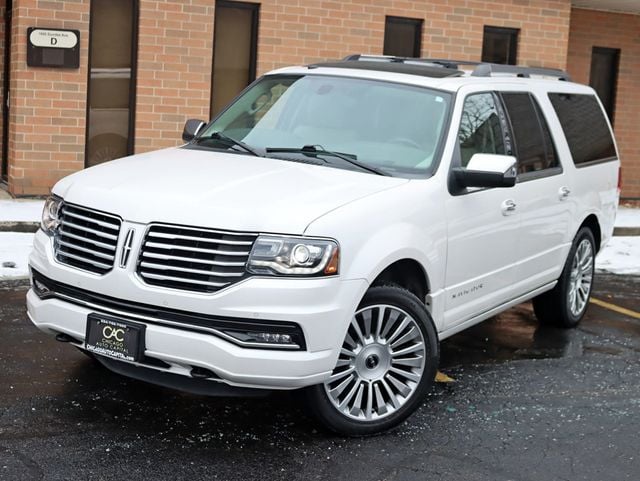 2017 Lincoln Navigator L 4x4 Select - 22747675 - 36