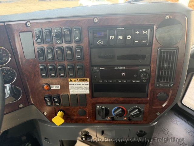 2017 Mack GRANITE  - 23037072 - 12