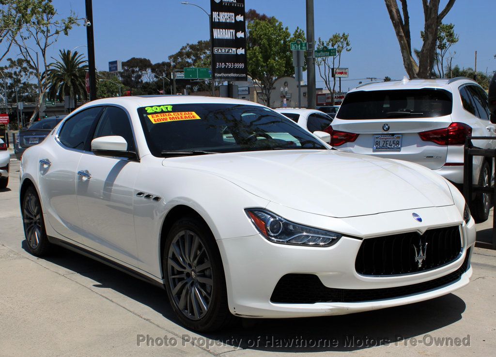 2017 Maserati Ghibli photo 18