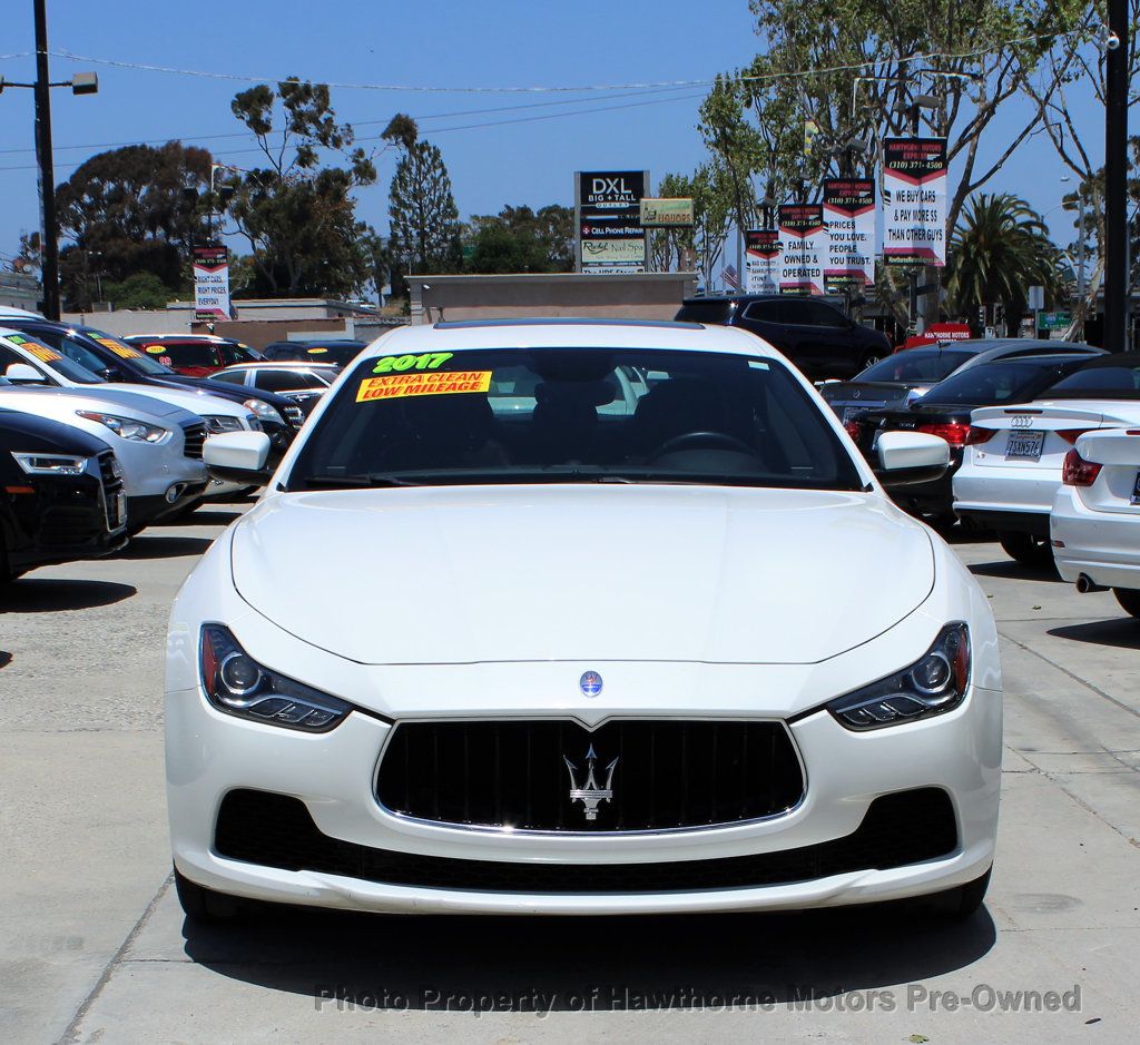 2017 Maserati Ghibli photo 3