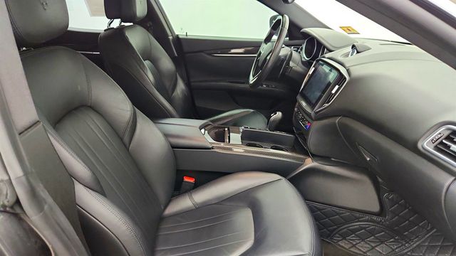 2017 Maserati Ghibli 3.0L w/ 20'' GTS Forged Wheels - 23019780 - 23