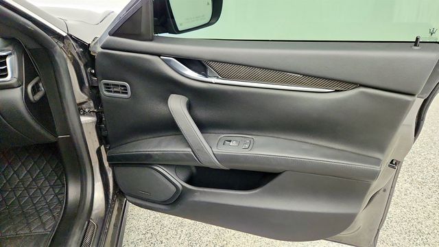 2017 Maserati Ghibli 3.0L w/ 20'' GTS Forged Wheels - 23019780 - 25