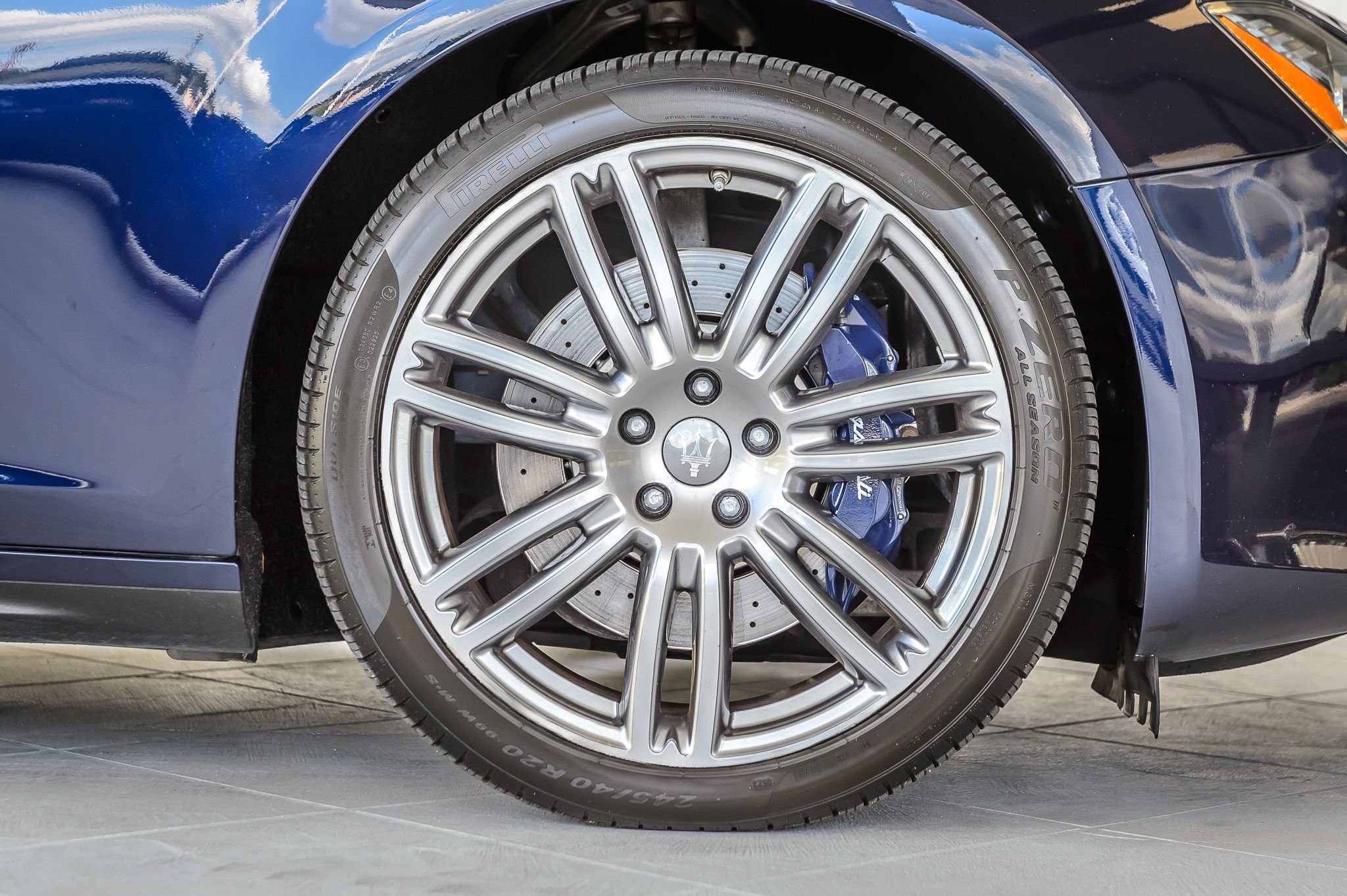 2017 Maserati Ghibli photo 15