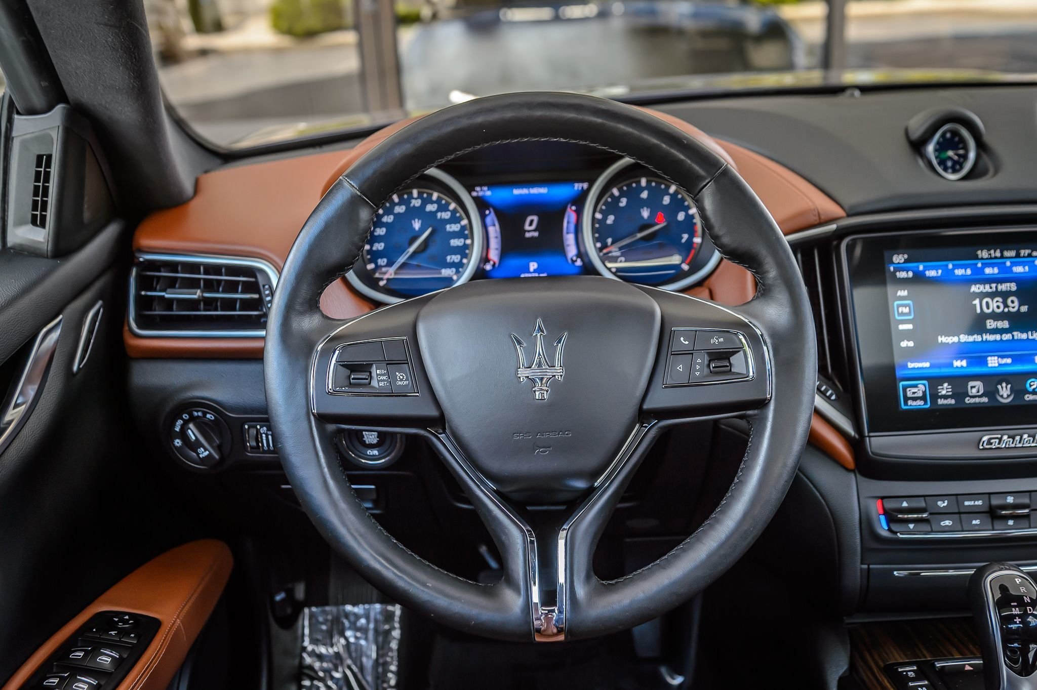 2017 Maserati Ghibli photo 27