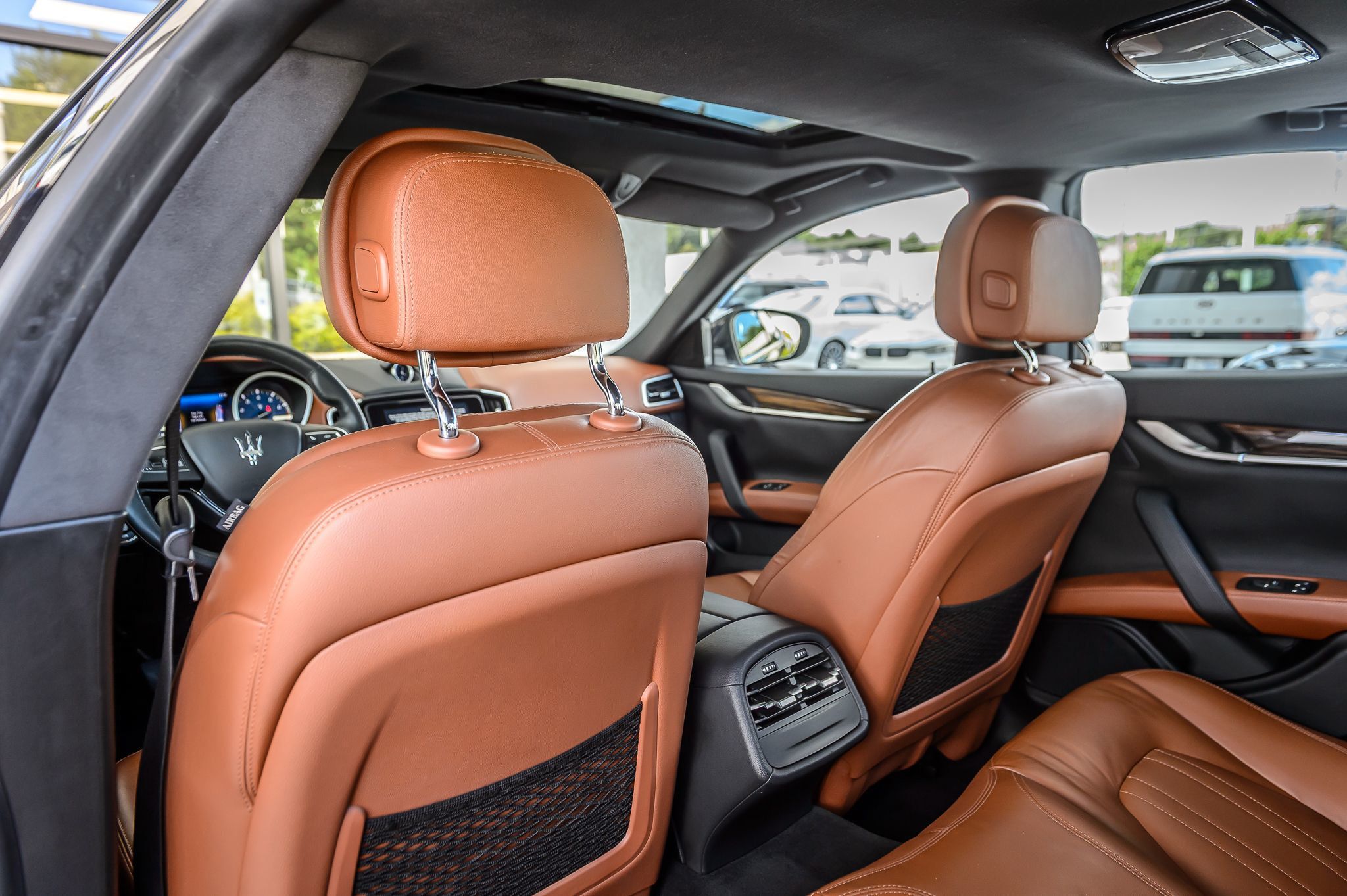 2017 Maserati Ghibli photo 41