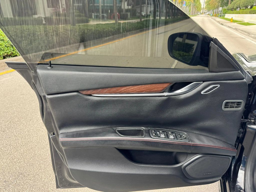 2017 Maserati Ghibli S Q4 3.0L - 23036016 - 19