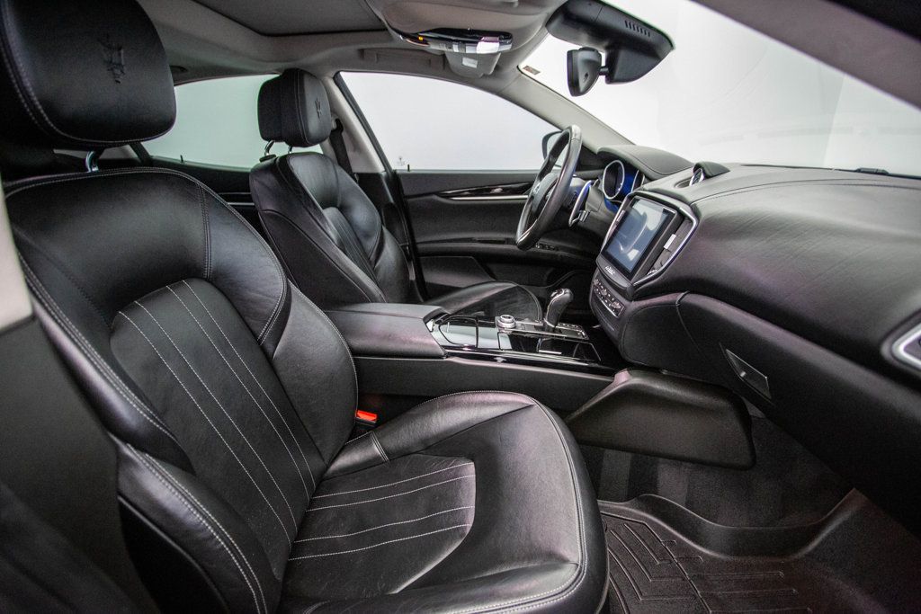 2017 Maserati Ghibli S Q4 3.0L - 22535786 - 19