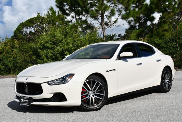 2017 Maserati Ghibli S Q4 3.0L Sedan W/Premium & Driver Assistance Packages - 22902765 - 20