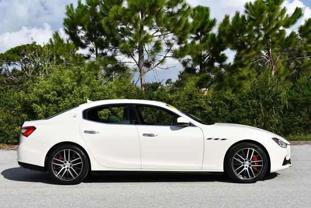 2017 Maserati Ghibli S Q4 3.0L Sedan W/Premium & Driver Assistance Packages - 22902765 - 32