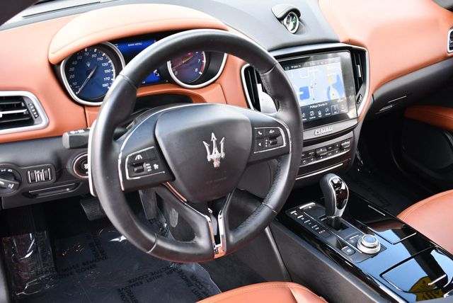 2017 Maserati Ghibli S Q4 3.0L Sedan W/Premium & Driver Assistance Packages - 22902765 - 38