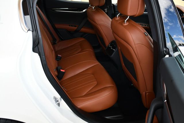 2017 Maserati Ghibli S Q4 3.0L Sedan W/Premium & Driver Assistance Packages - 22902765 - 43