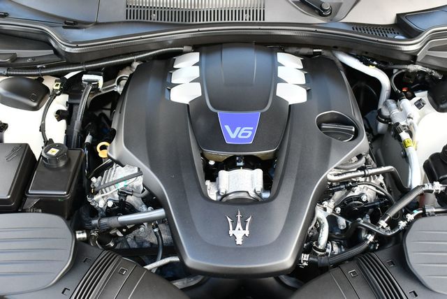 2017 Maserati Ghibli S Q4 3.0L Sedan W/Premium & Driver Assistance Packages - 22902765 - 65