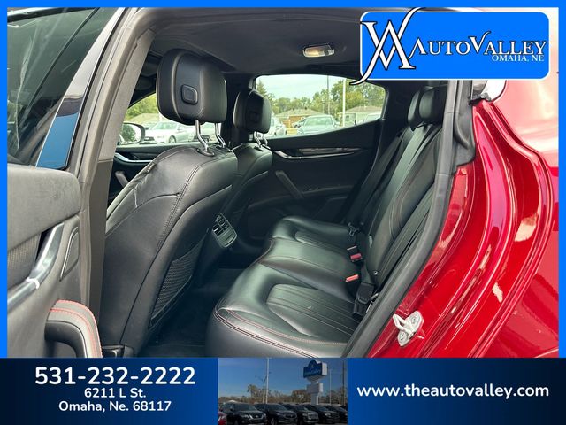 2017 Maserati Ghibli S Q4 Sedan 4D - 22938997 - 22