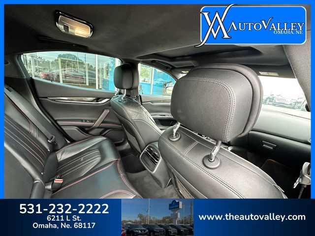 2017 Maserati Ghibli S Q4 Sedan 4D - 22938997 - 28