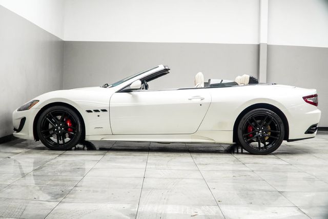 2017 Maserati GranTurismo Convertible Sport 4.7L - 23086919 - 12