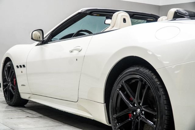 2017 Maserati GranTurismo Convertible Sport 4.7L - 23086919 - 17