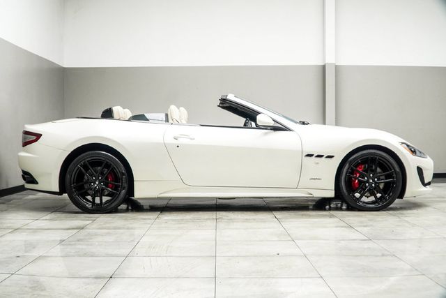 2017 Maserati GranTurismo Convertible Sport 4.7L - 23086919 - 7