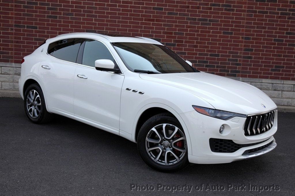 2017 Maserati Levante photo 12