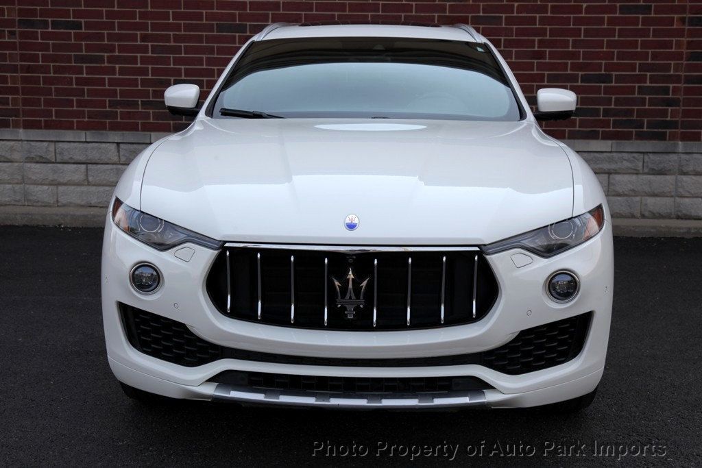 2017 Maserati Levante photo 18
