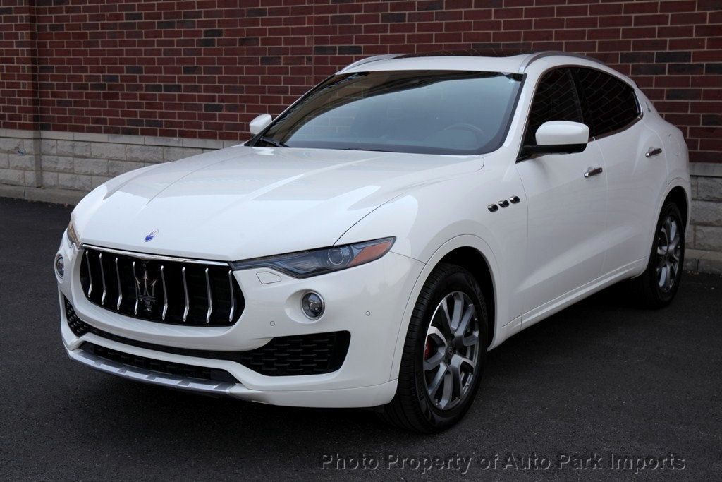 2017 Maserati Levante photo 21