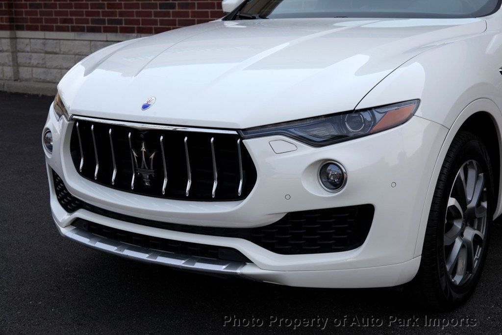 2017 Maserati Levante photo 22