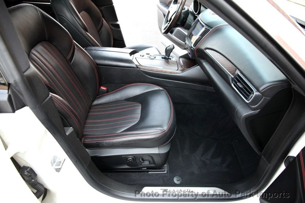 2017 Maserati Levante photo 34