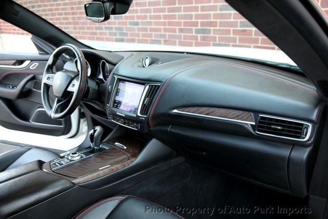 2017 Maserati Levante 3.0L - 22827452 - 37