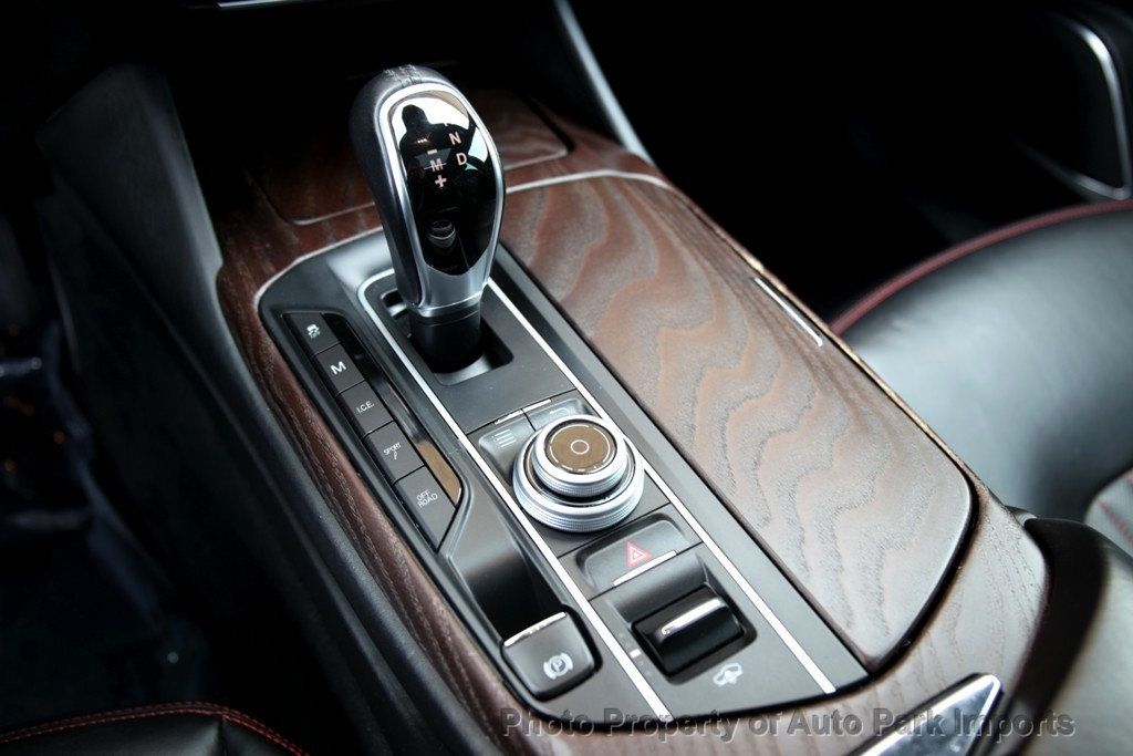 2017 Maserati Levante photo 43