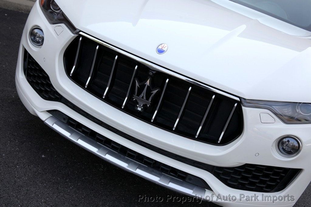 2017 Maserati Levante photo 8