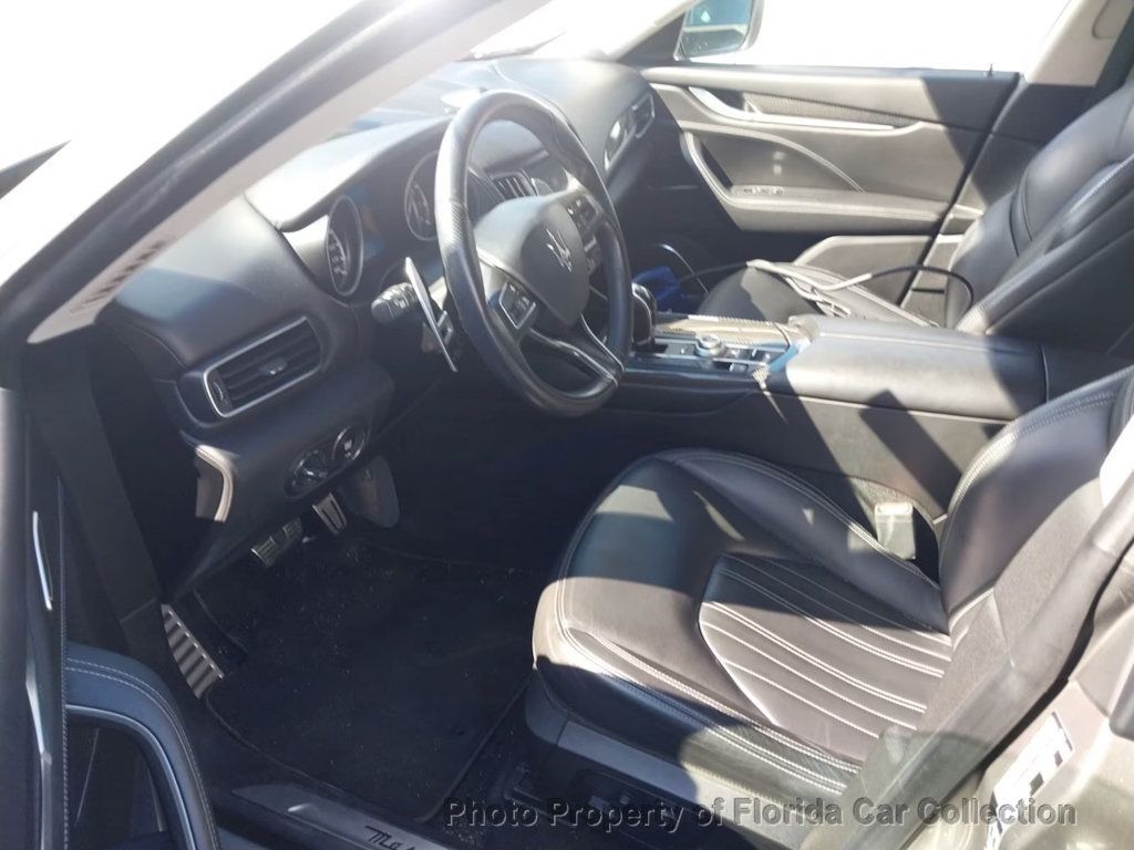 2017 Maserati Levante 3.0L Sport Package - 23091309 - 4