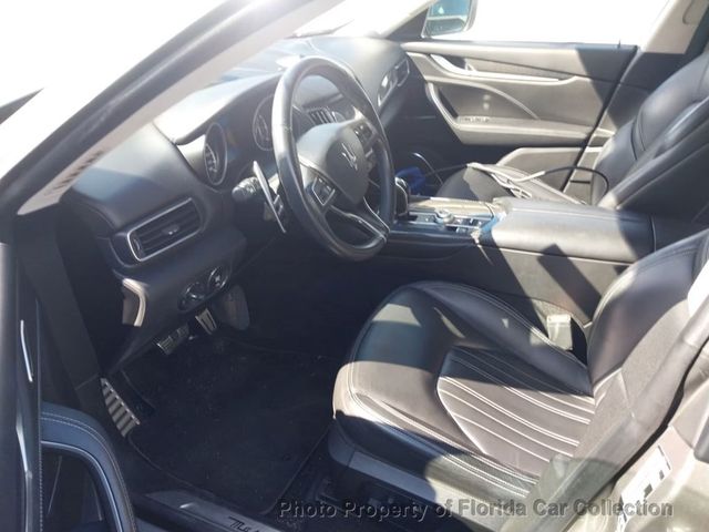 2017 Maserati Levante 3.0L Sport Package - 23091309 - 4