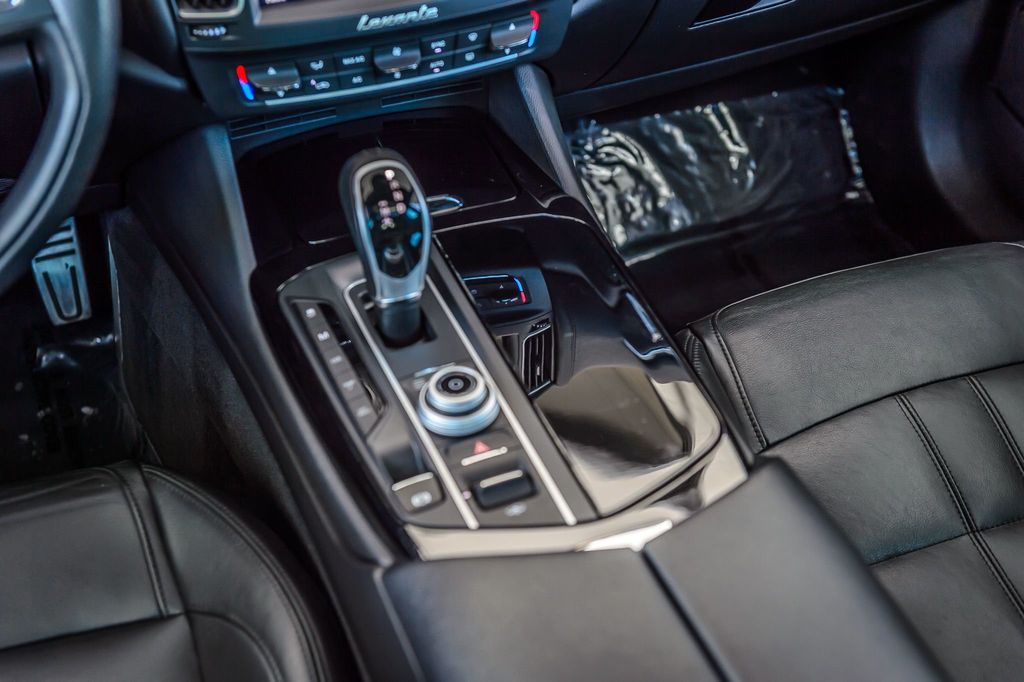 2017 Maserati Levante LEVANTE - NAV - MOONROOF - BACKUP CAM - BLUETOOTH - GORGEOUS - 22918637 - 31