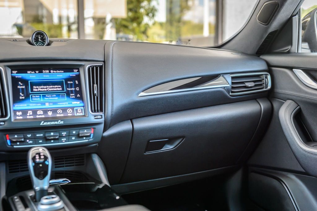 2017 Maserati Levante LEVANTE - NAV - MOONROOF - BACKUP CAM - BLUETOOTH - GORGEOUS - 22918637 - 34