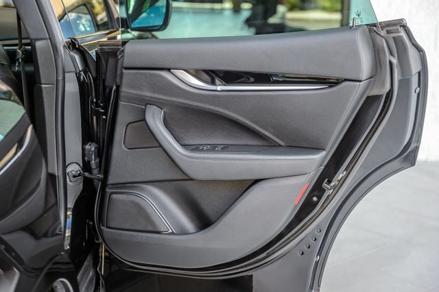 2017 Maserati Levante LEVANTE - NAV - MOONROOF - BACKUP CAM - BLUETOOTH - GORGEOUS - 22918637 - 53