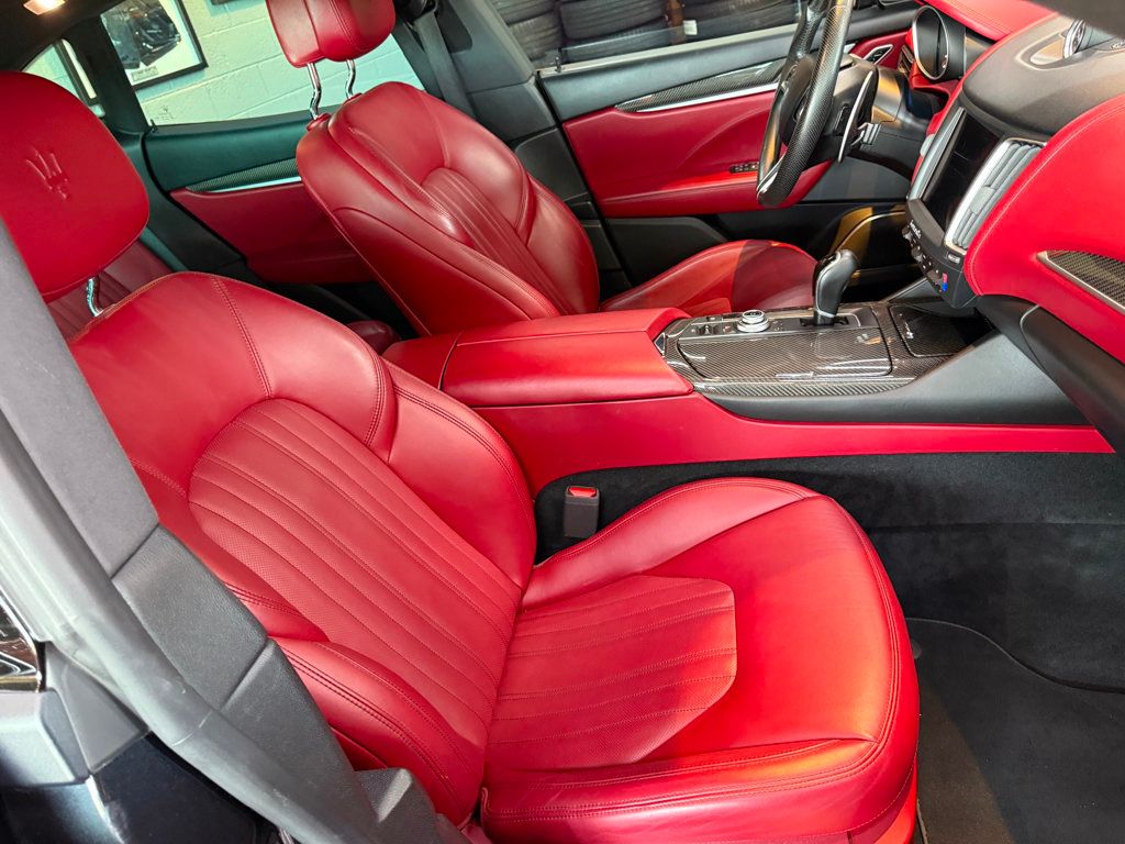 2017 Maserati Levante photo 36