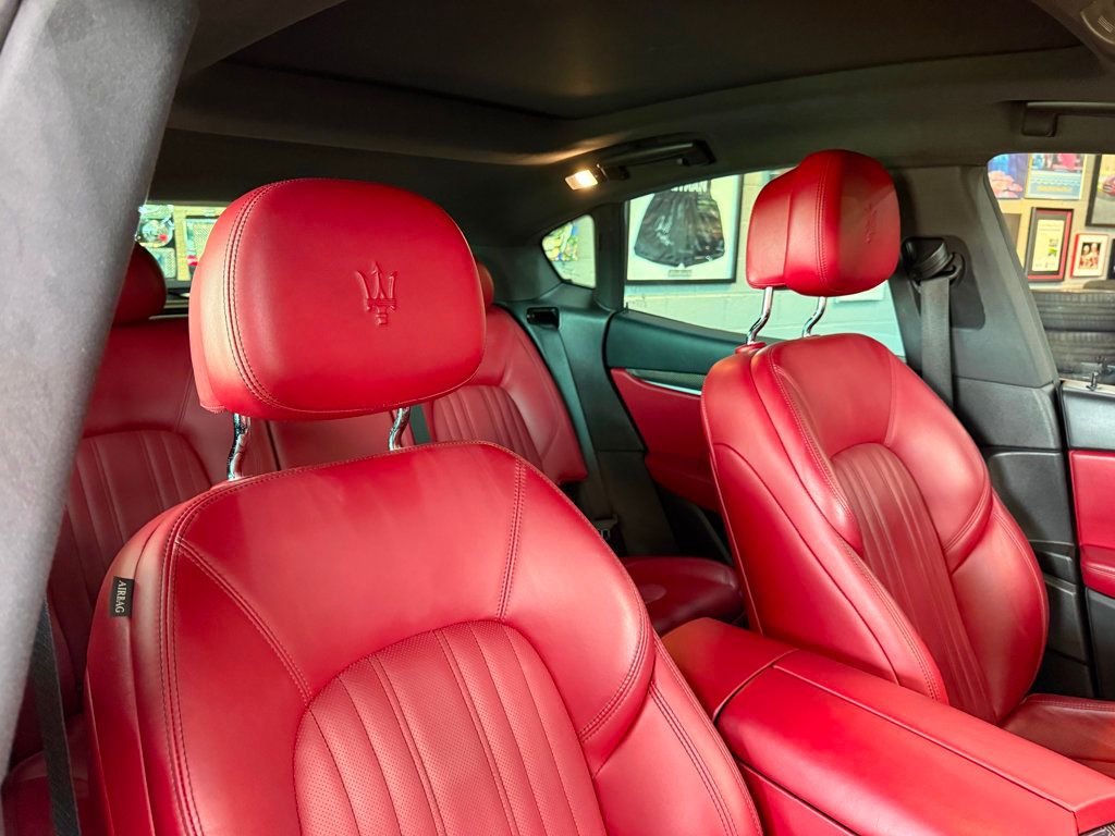 2017 Maserati Levante photo 37